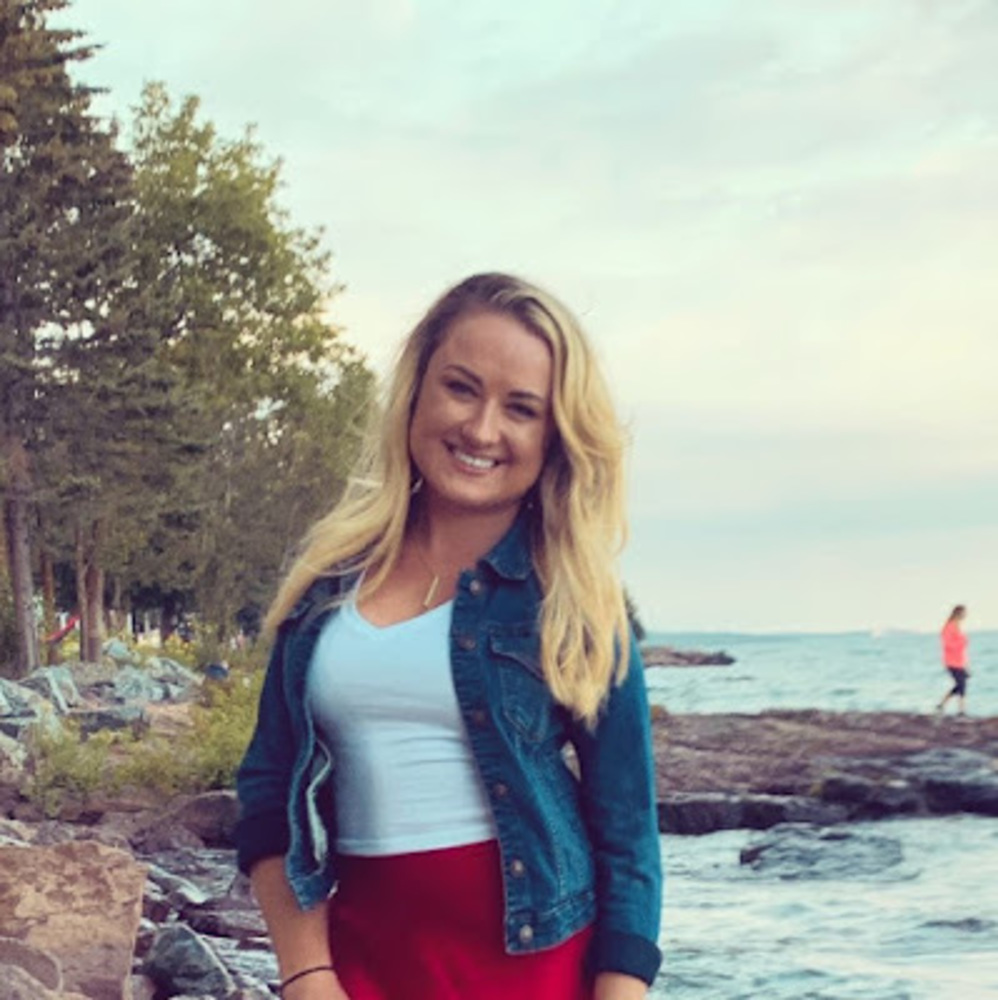 Meet your Posher, Jacey lynn